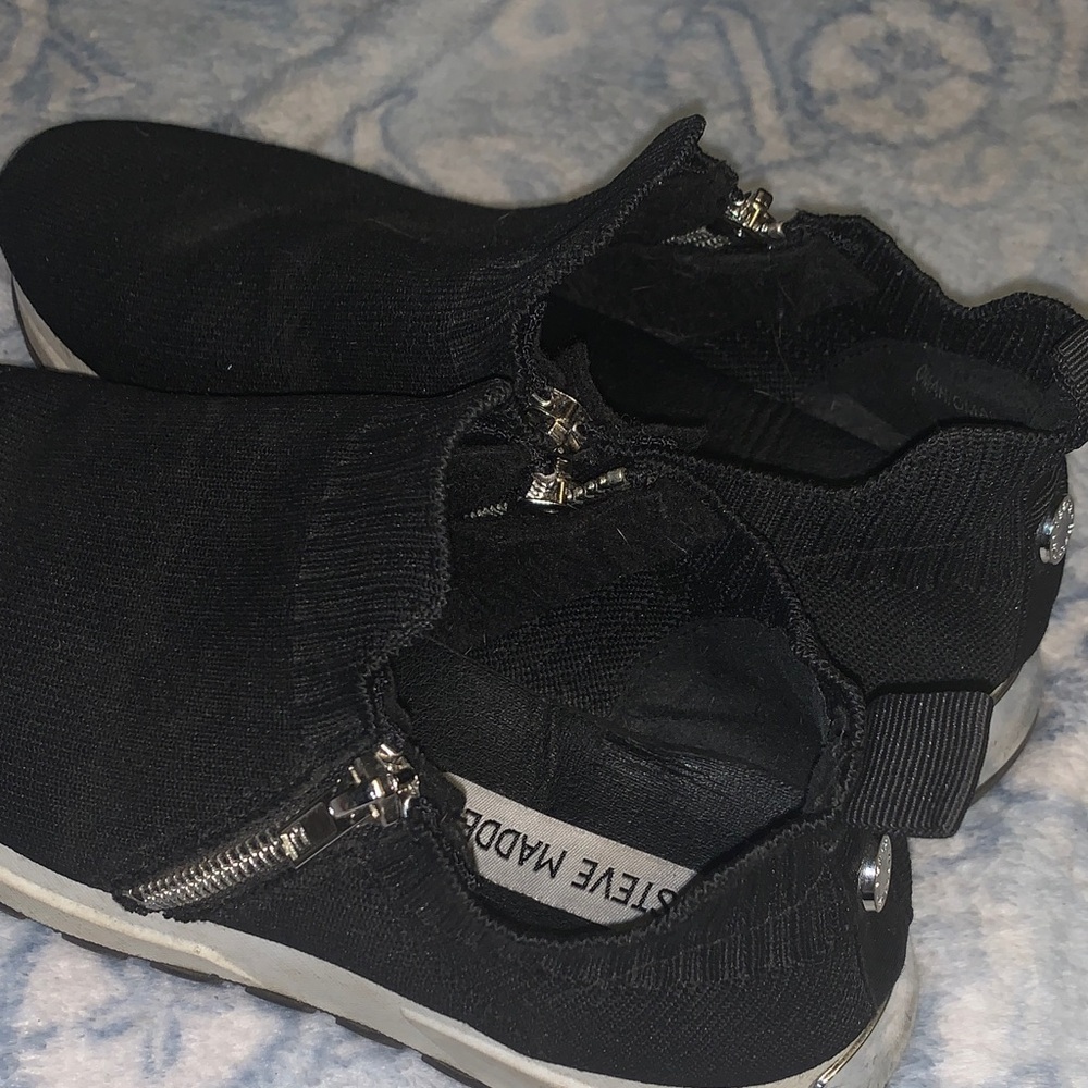 Steve Madden Black Slip-On Sneakers - Picture 6 of 6